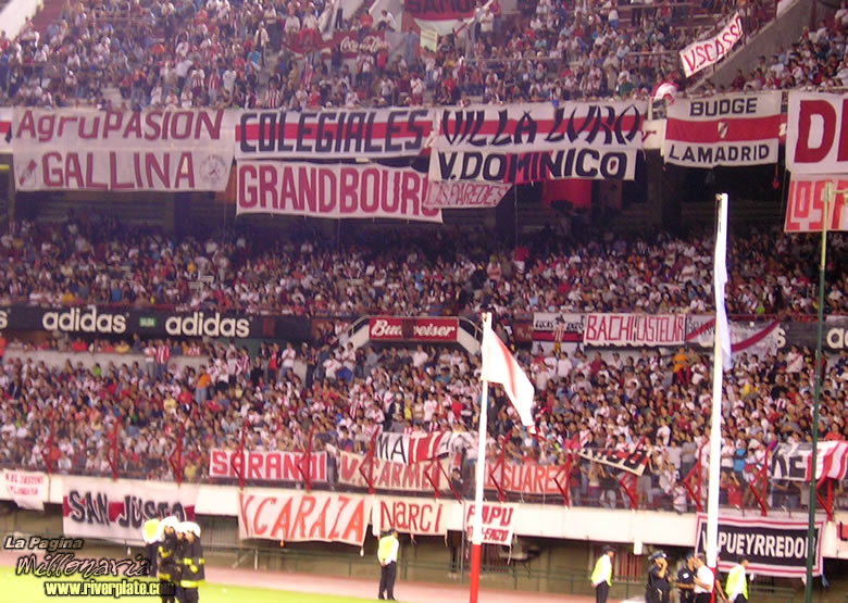 River Plate vs Nacional (LIB 2005) 10
